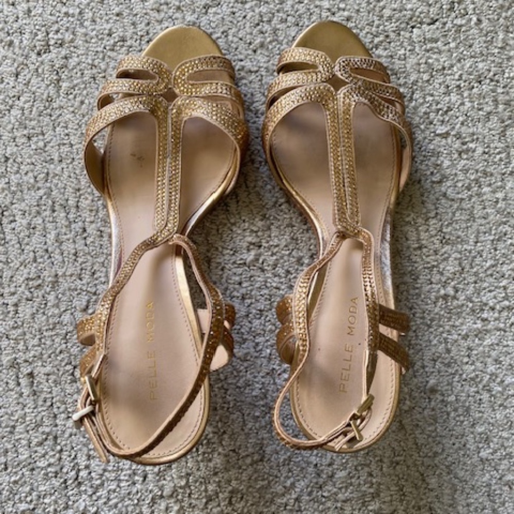 Pelle Moda Gold Rhinestone Strappy Heels – Size 8.5